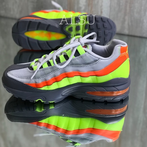 Nike Air Max ‘95 GS Vast Grey k/W AUTHENTIC - Picture 2 of 8